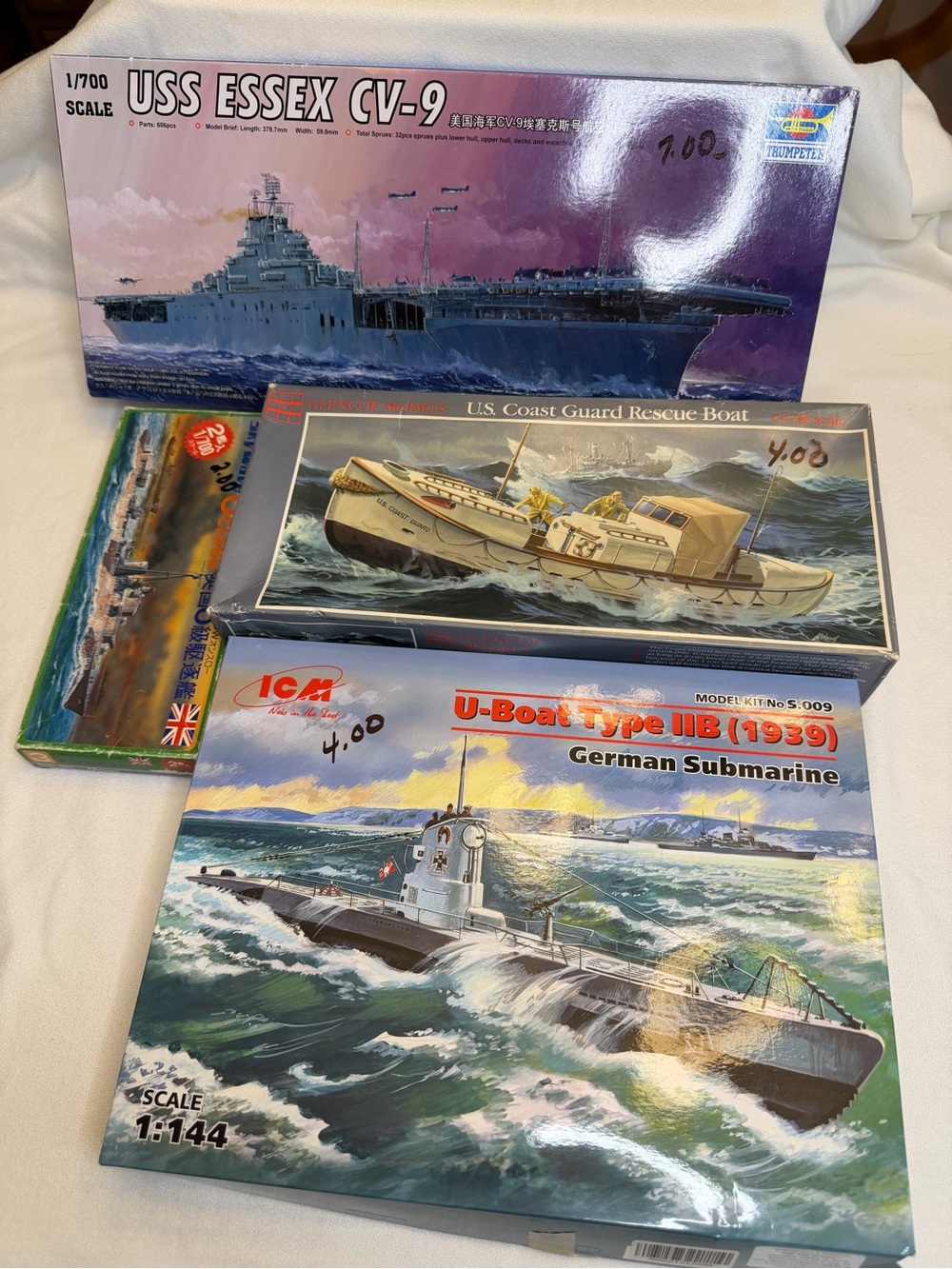 Trumpeter ICM Glencoe Military Model Kit Lot USS Essex U-Boat Rescue Boat